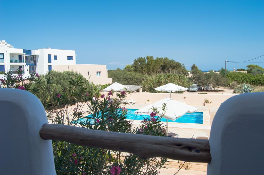 Hostal Mayans Es Pujols Ngoại thất bức ảnh