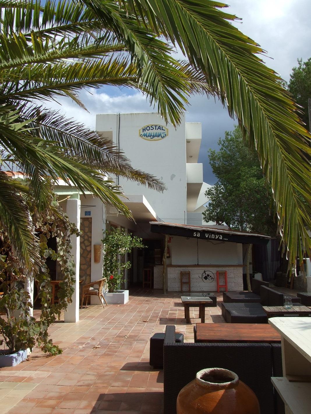 Hostal Mayans Es Pujols Ngoại thất bức ảnh