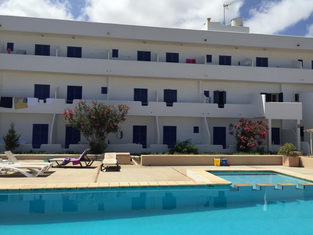Hostal Mayans Es Pujols Ngoại thất bức ảnh