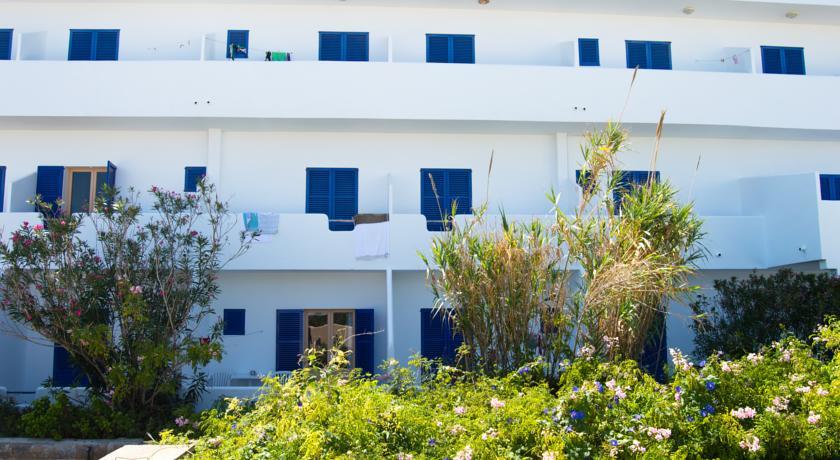 Hostal Mayans Es Pujols Ngoại thất bức ảnh